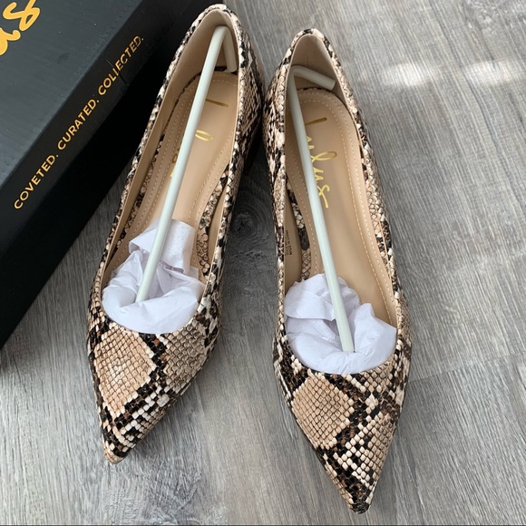 NWT Lulus Snake Print Low Pointed-Toe Heels - Picture 7 of 8